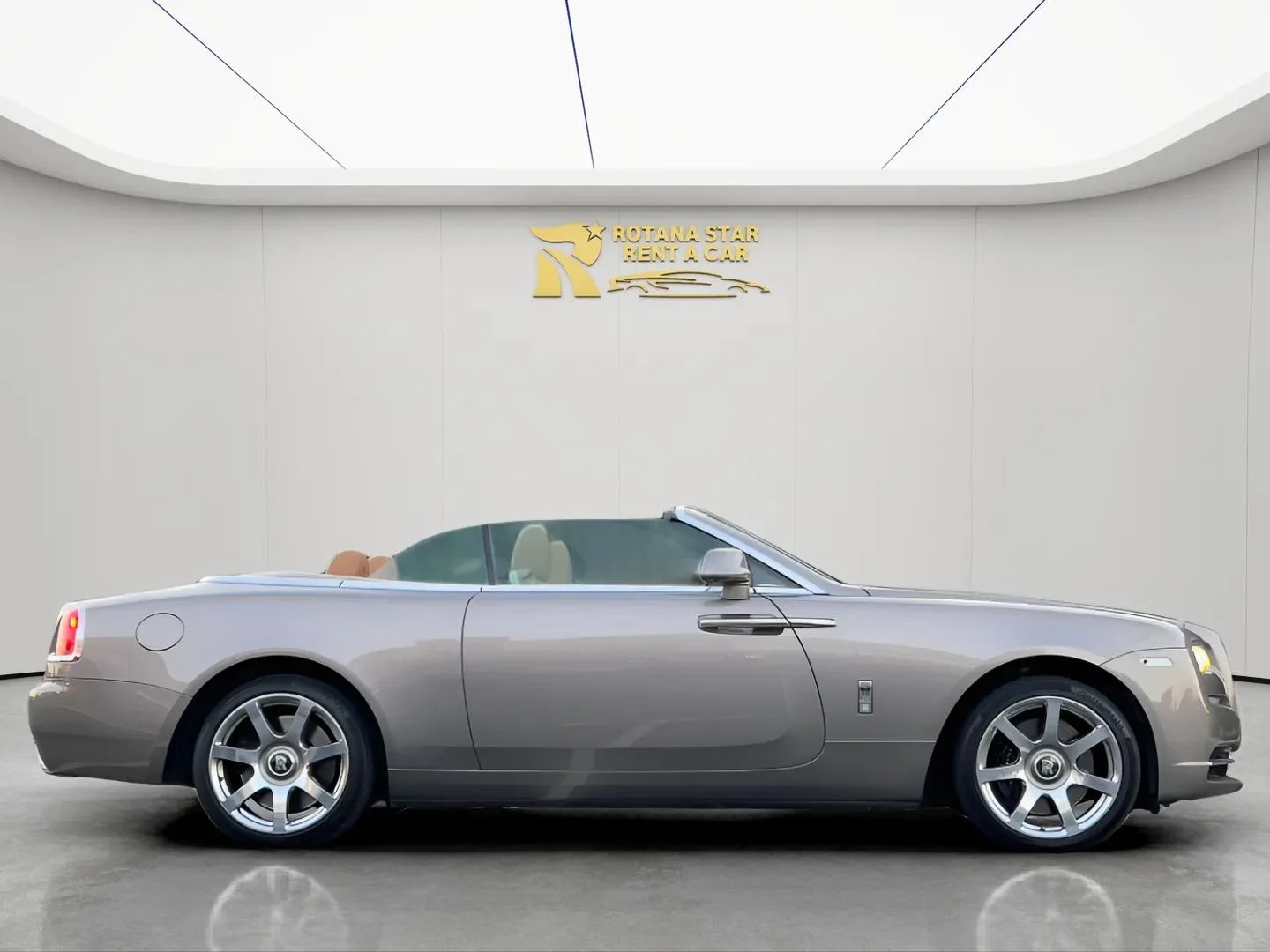 ROLLSROYCE Dawn - Image 2