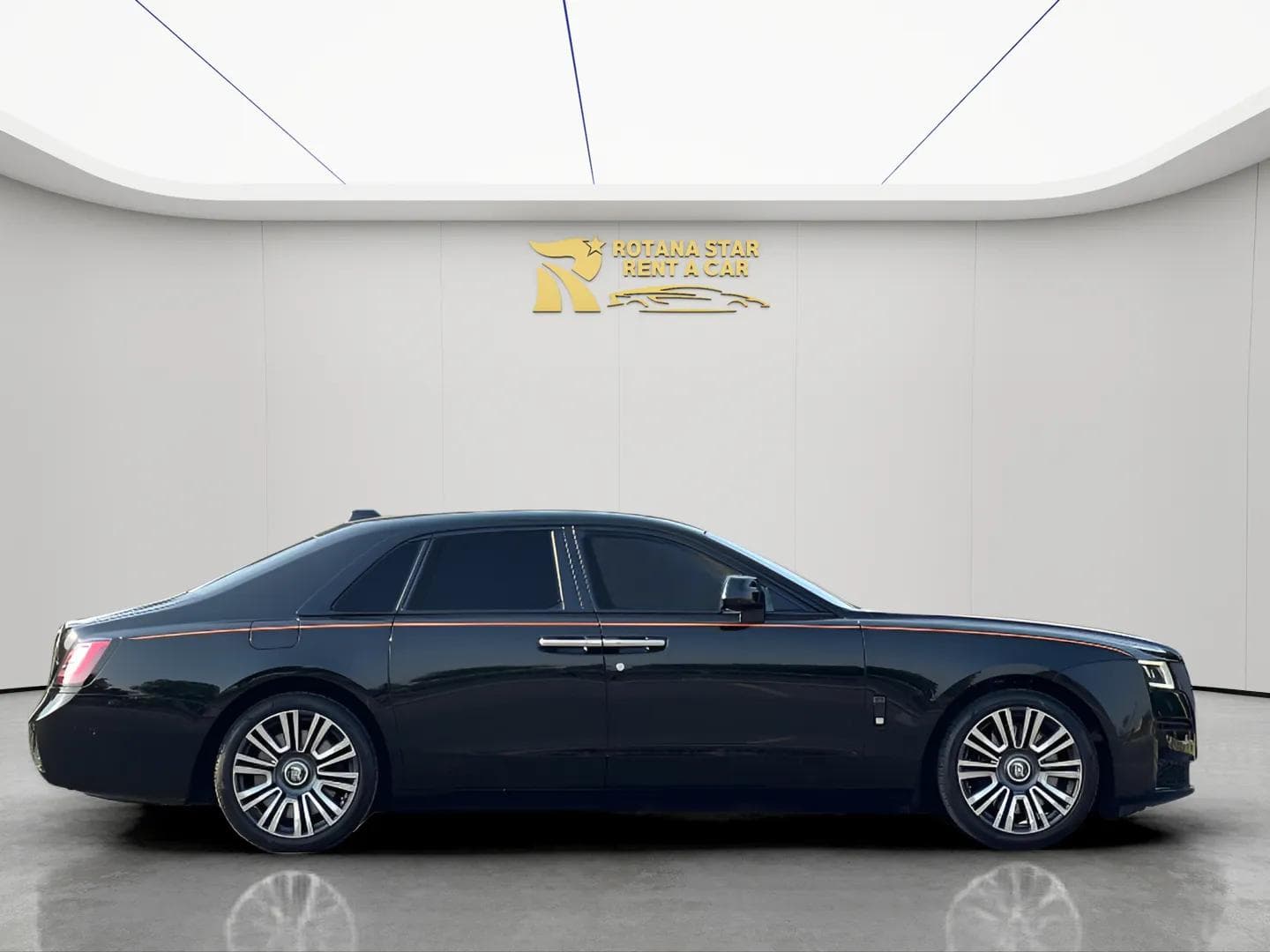 ROLLSROYCE Ghost - Image 4