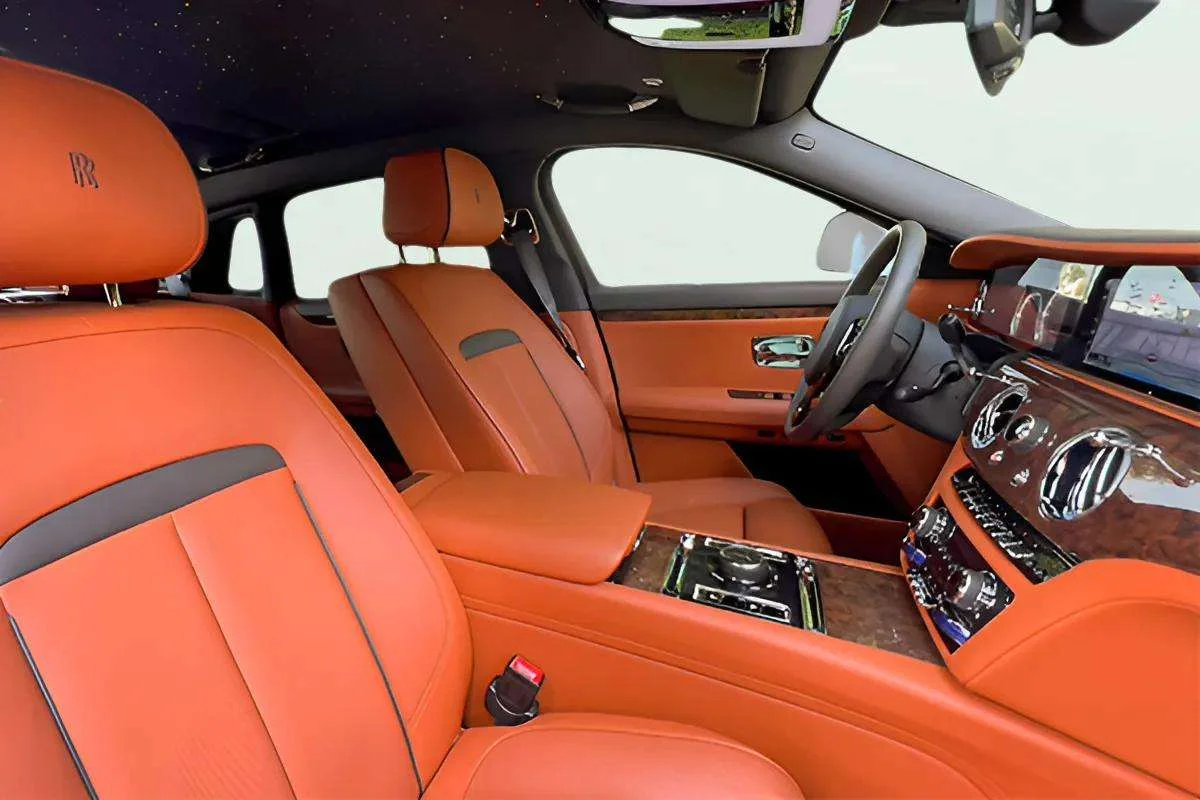 ROLLSROYCE Ghost - Image 4