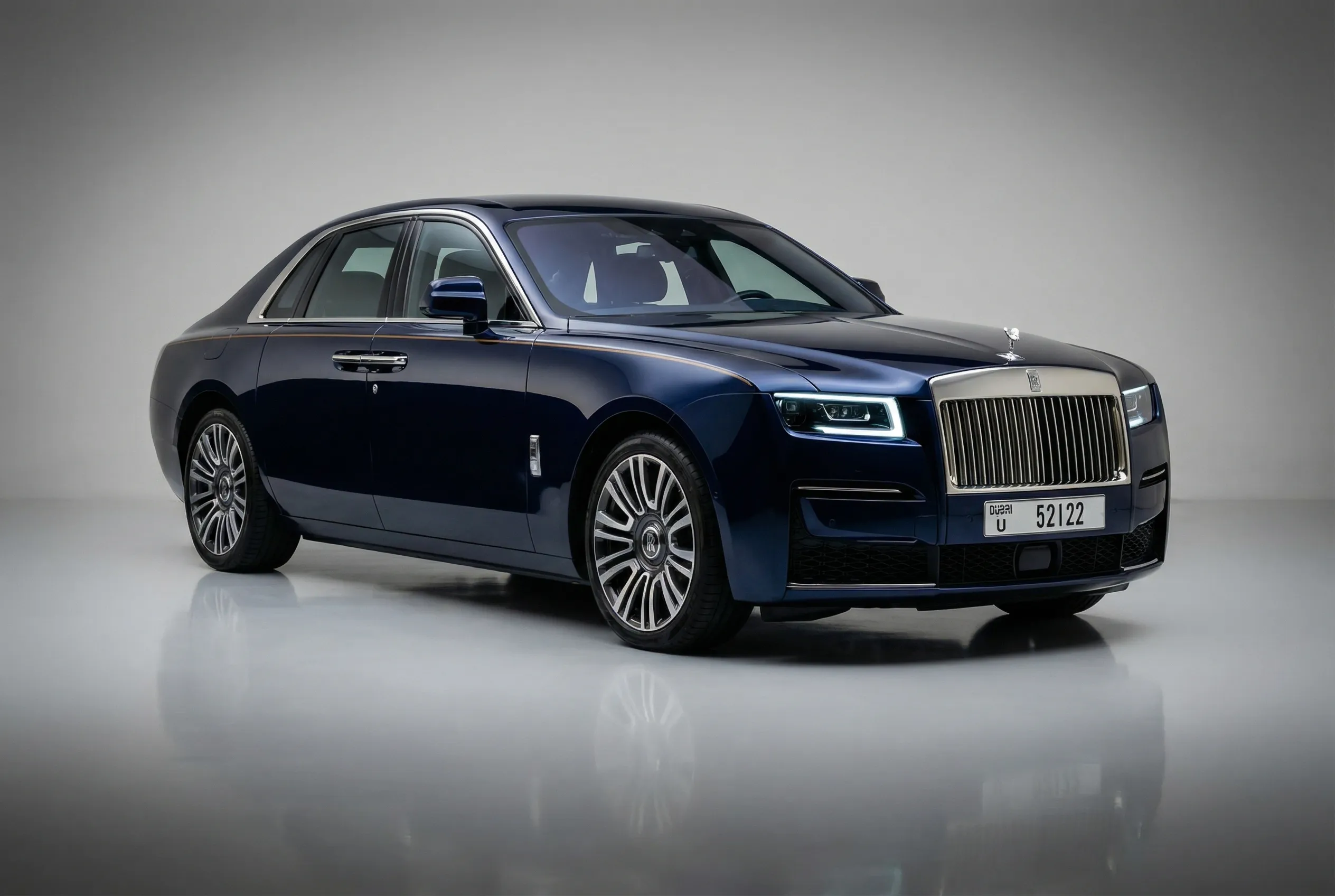 ROLLSROYCE Ghost - Image 2