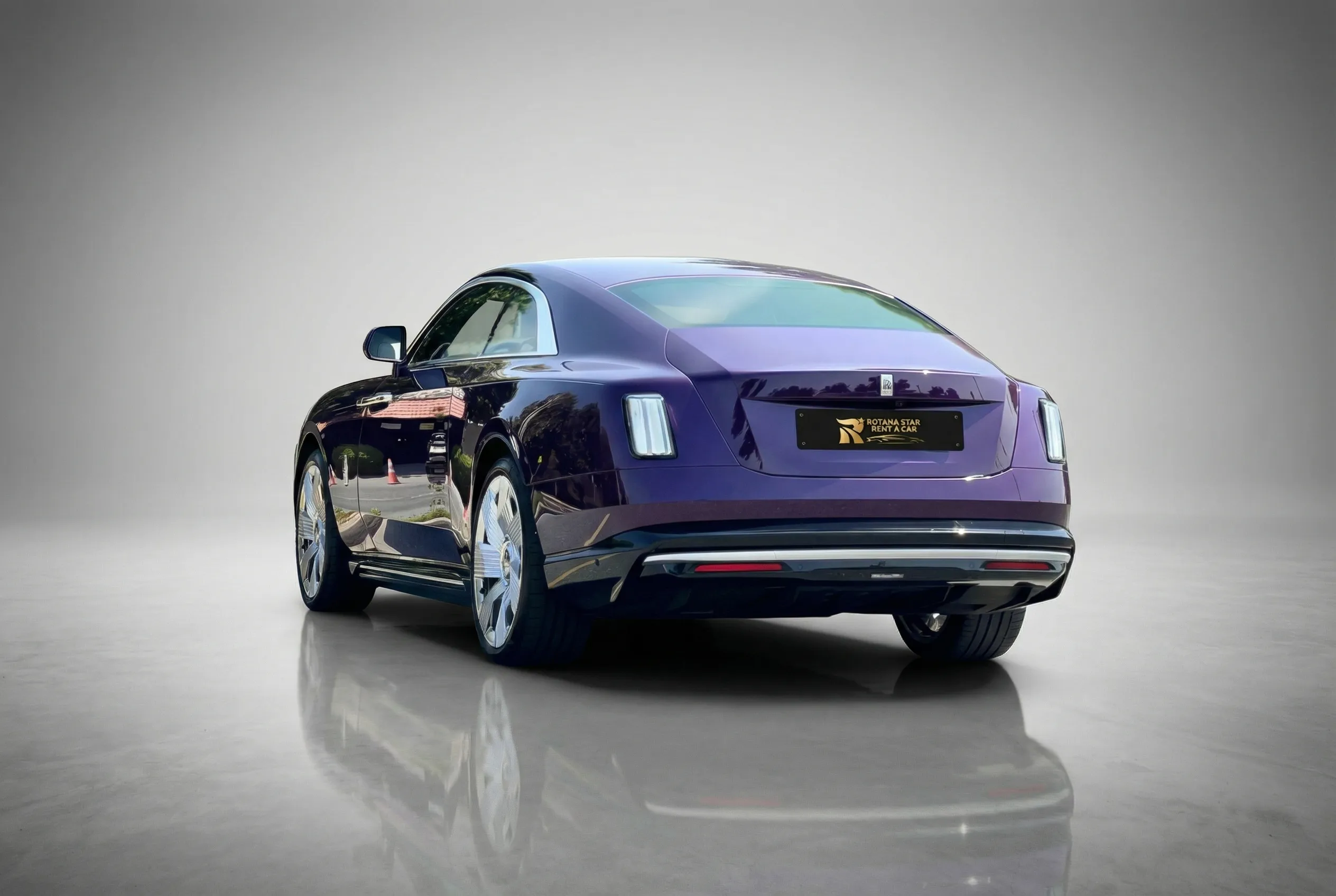 ROLLSROYCE Spectre - Image 4